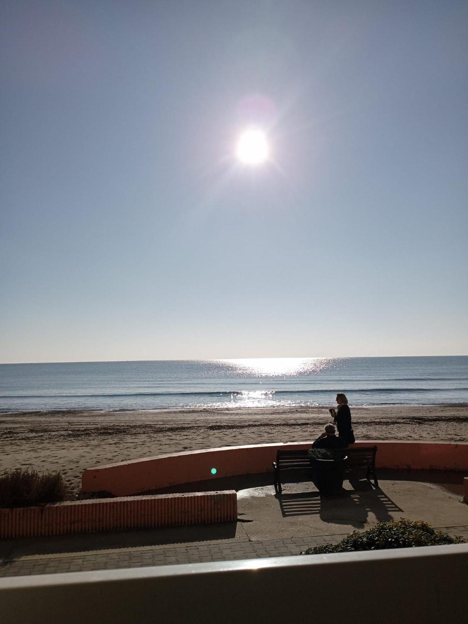 Face A La Mer, Appartement Pour 4 Personnes Sur La Rive Droite 팔라바 레 플로 외부 사진